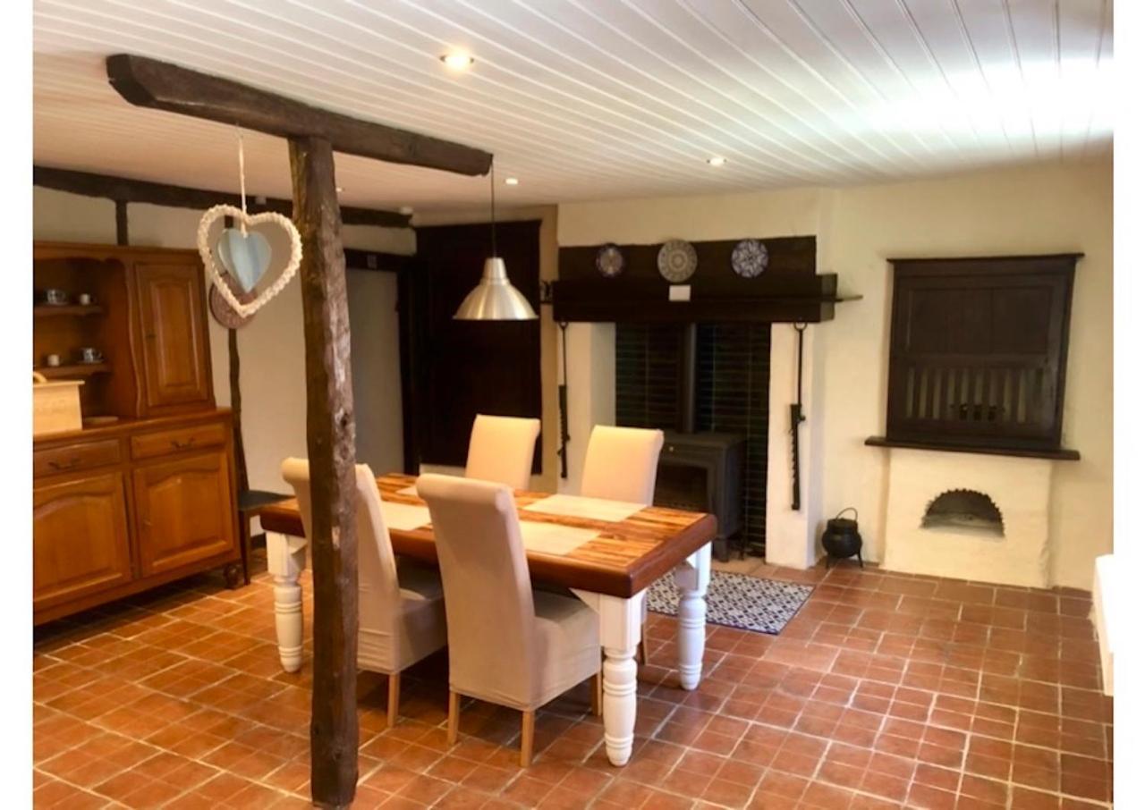 Les Verges Gites Exideuil-sur-Vienne Exterior foto